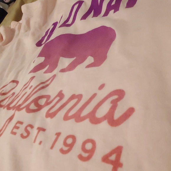 Shirt - Picture 3 of 4